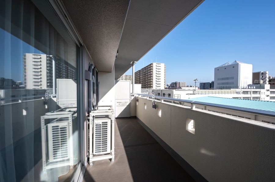 心がほっとするような光と心地よい風を感じ、日々をアップデートできそうです。リフレッシュスペースにぴったりな空間ですね。