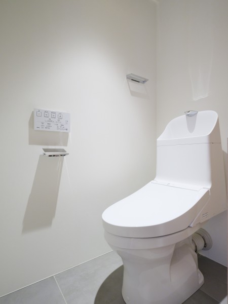 優れた節水効果や汚れが付きにくい便座など、ほしかった機能が揃ったウォシュレット一体型トイレです。