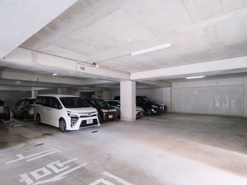 ◆駐車場◆ショッピングや旅行、レジャーが気軽に楽しめる駐車場を完備しています。※空き状況は変化することがございますのであらかじめご了承ください。