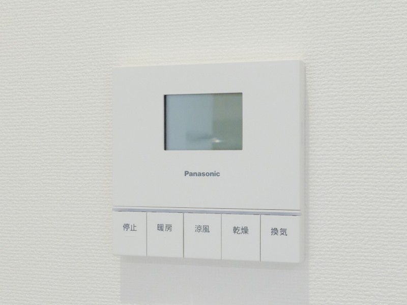 ◆浴室換気乾燥機◆天候に左右されず洗濯することが可能です。浴室内を乾燥させる機能もありますので、カビの発生を抑えることができます。