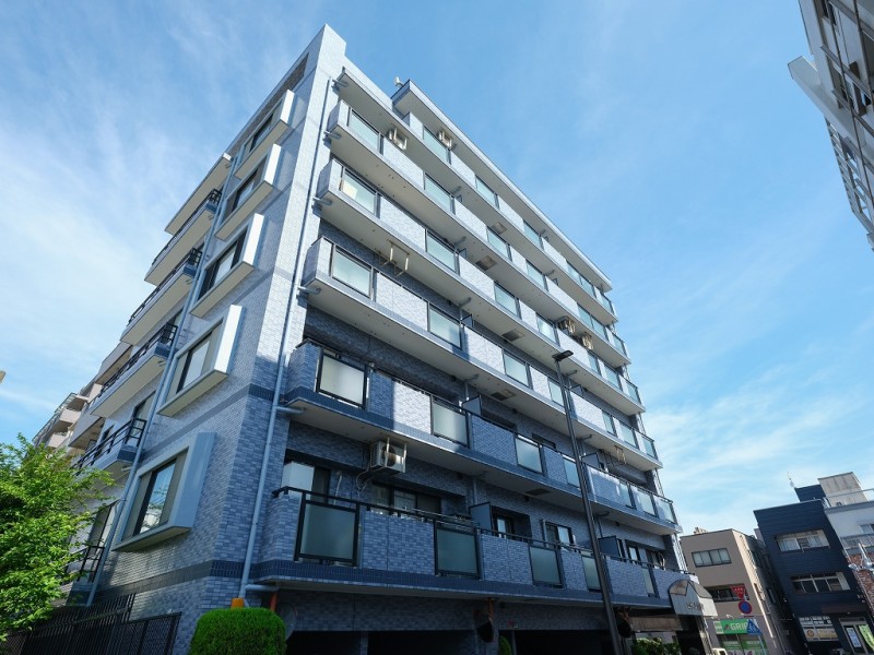 2024年に共用部大規模修繕工事実施済。管理の行き届いたスタイリッシュなマンションです。周辺には荒川・砂町水辺公園や大型スーパー、コンビニもあり買い物や住環境にも優れた立地です。