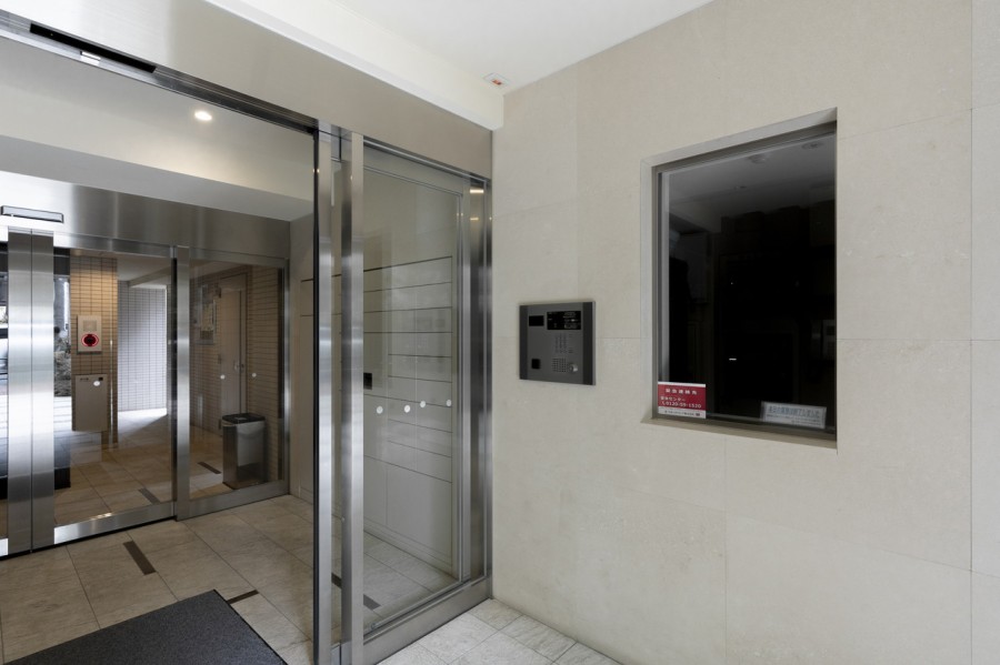 ◆オートロック◆居住者以外の侵入を拒み、不審者や不要なセールスを撃退することができます。安心感を得られるのも大きなポイントです。