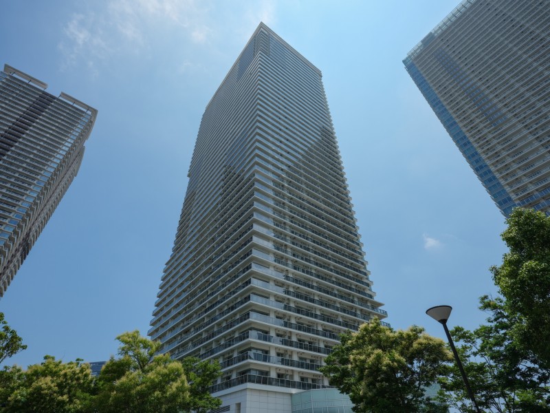 2016年築、三菱地所レジデンス旧分譲、総戸数861戸のビッグコミュニティー。マンション専用のシャトルバスがあり、『東銀座』や『銀座』などにも快適にアクセスできます。