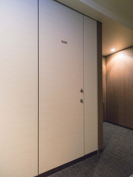 ◆トランクルーム◆施錠ができ、24時間自由に出し入れできてうれしい設備。普段はあまり使わない荷物を収納すれば、家の中がスッキリ片付くので居室を広く使えます。