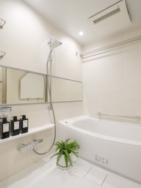 ゆったりとした1418サイズのバスルームが1日の疲れをしっかり癒してくれます。