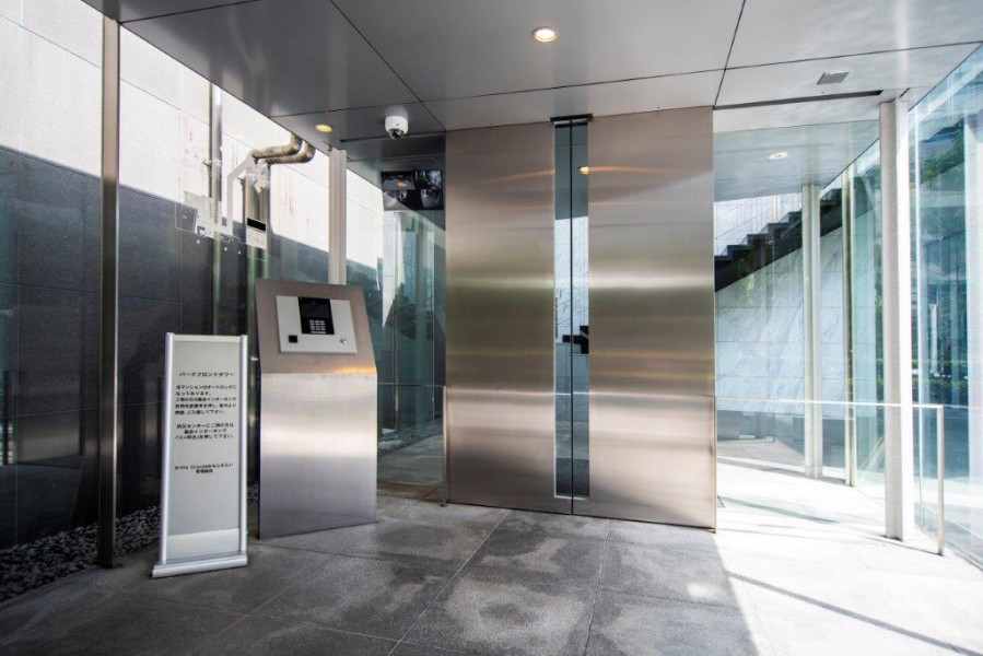 ◆オートロック◆居住者以外の侵入を拒み、不審者や不要なセールスを撃退することができます。安心感を得られるのも大きなポイントです。