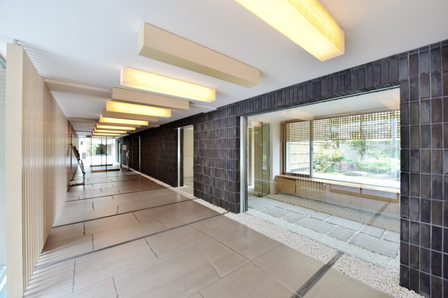 平成１６年建築、総戸数64戸、住友不動産旧分譲のマンションです。管理人週７日勤務で管理体制がしっかりしており、共用部等もいつもきれいに保たれています。平成２９年に大規模修繕工事実施済みです。