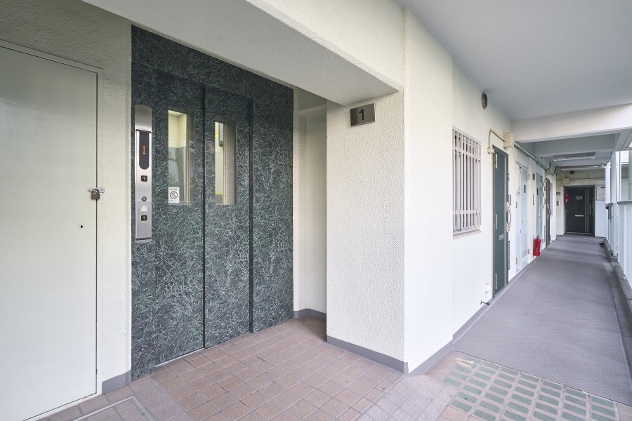 長谷工不動産(株)・常和興産(株)の旧分譲マンションです。共用部にはエレベーターが完備されているので、マンション内の移動も快適です。