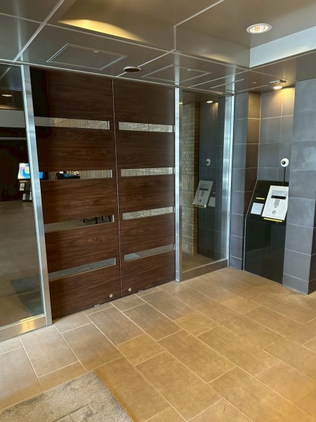 ◆オートロック◆居住者以外の侵入を拒み、不審者や不要なセールスを撃退することができます。安心感を得られるのも大きなポイントです。