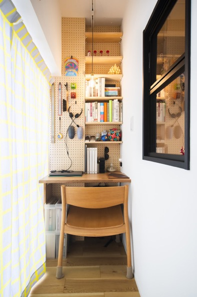 バルコニーの前に設けたオープンタイプのワークスペース